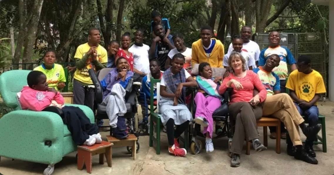 Missionária irlandesa está entre 9 pessoas sequestradas em orfanato no Haiti