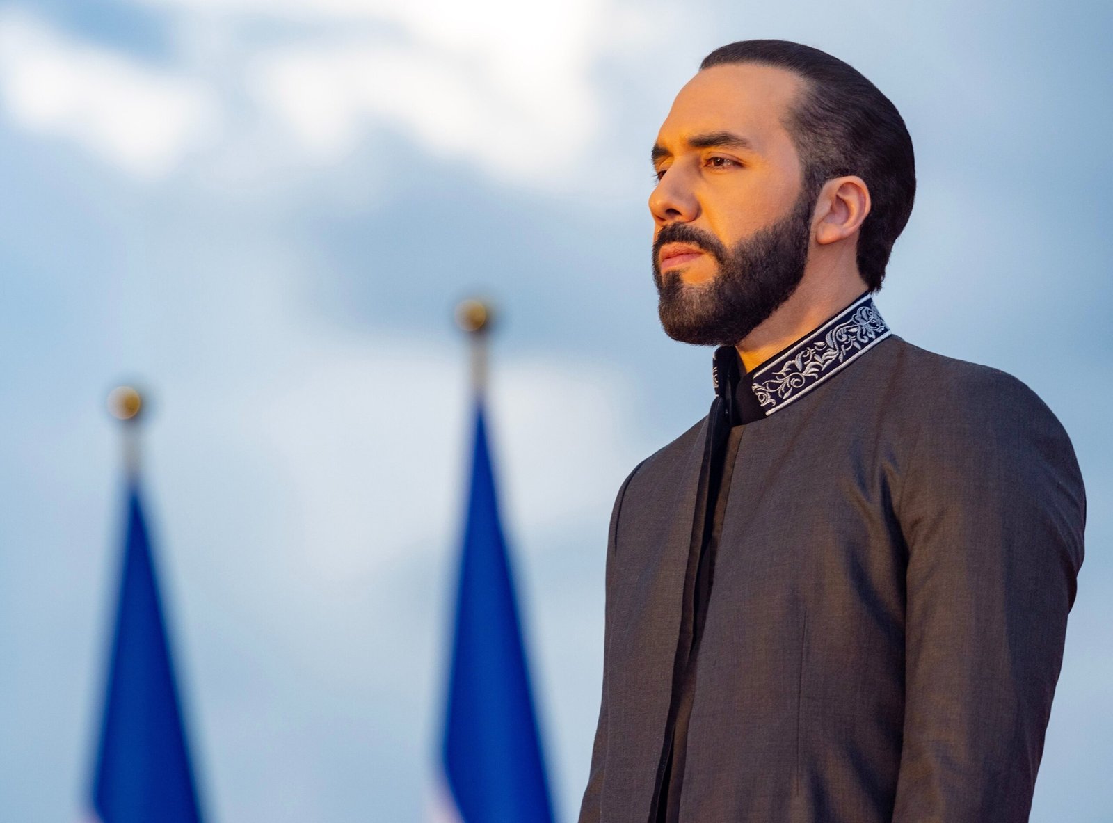 Presidente de El Salvador proíbe uso da “linguagem neutra” nas escolas públicas